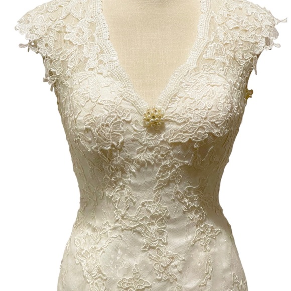 Romantic Elegant Wedding Dress French Lace  Open Back off-white Sz S - Picture 3 of 10